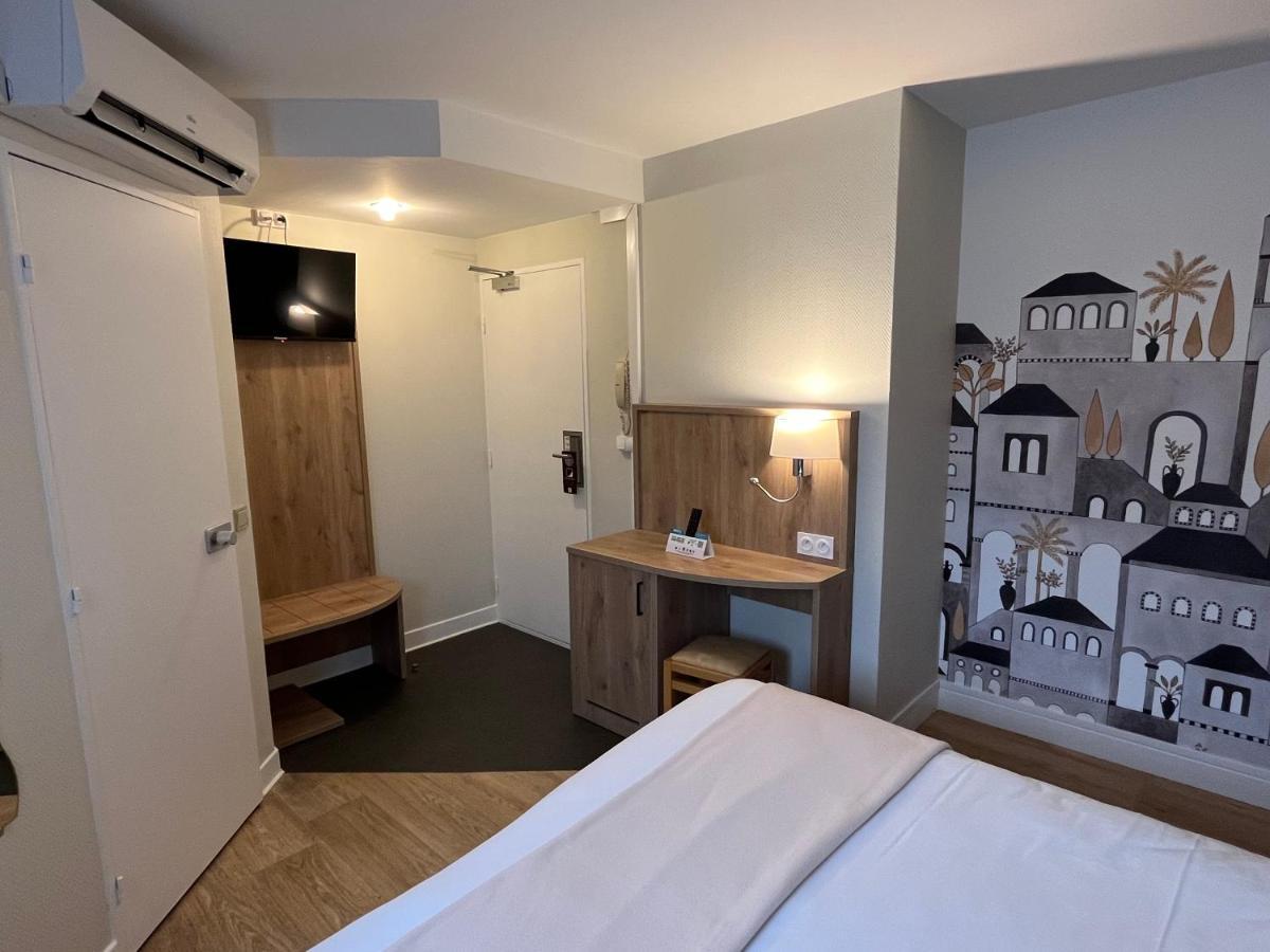 Logis Hotel Restaurant Du Lion D'Argent Et Des Tanneries 라샤트르 외부 사진